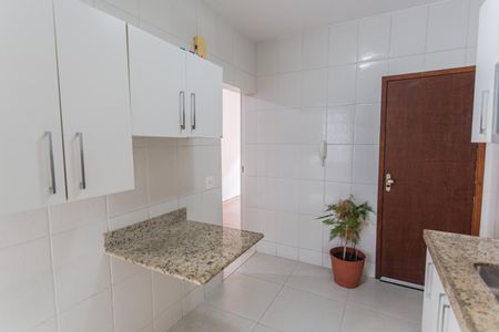 Apartamento à venda com 132m², 3 quartos e 3 vagas Apartamento à venda com 132m², 3 quartos e 3 vagasCozinha