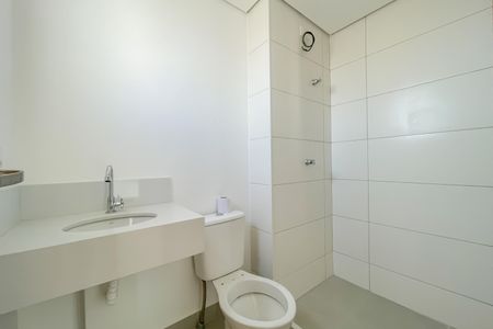 Banheiro de apartamento para alugar com 1 quarto, 25m² em Centro, Osasco
