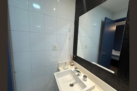 Apartamento para alugar com 144m², 4 quartos e 2 vagas Apartamento para alugar com 144m², 4 quartos e 2 vagasBanheiro da Suíte 1