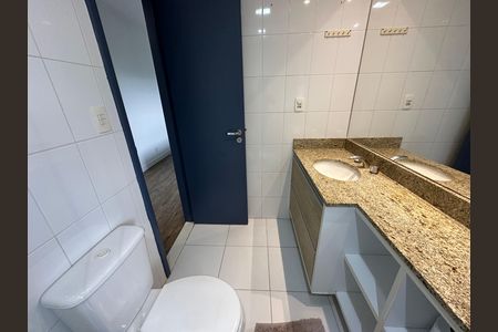 Apartamento para alugar com 144m², 4 quartos e 2 vagas Apartamento para alugar com 144m², 4 quartos e 2 vagasBanheiro da Suíte 2
