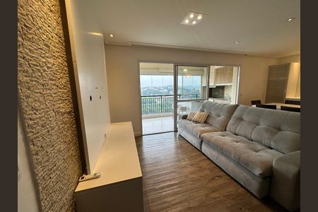 Apartamento para alugar com 144m², 4 quartos e 2 vagas Apartamento para alugar com 144m², 4 quartos e 2 vagasSala de TV