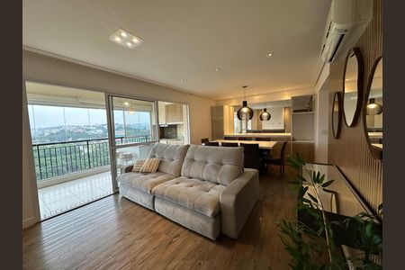 Apartamento para alugar com 144m², 4 quartos e 2 vagas Apartamento para alugar com 144m², 4 quartos e 2 vagasSala de TV