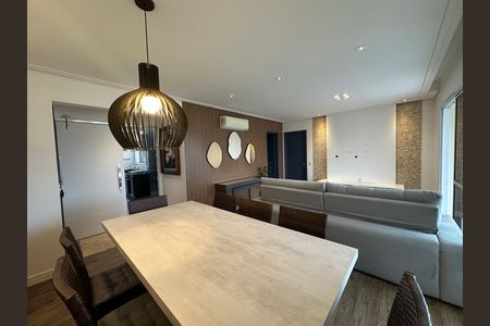Apartamento para alugar com 144m², 4 quartos e 2 vagas Apartamento para alugar com 144m², 4 quartos e 2 vagasSala de Jantar
