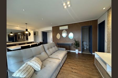 Apartamento para alugar com 144m², 4 quartos e 2 vagas Apartamento para alugar com 144m², 4 quartos e 2 vagasSala de TV