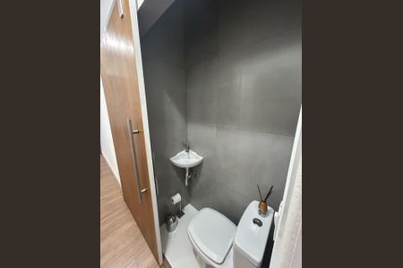 Apartamento para alugar com 88m², 2 quartos e 1 vaga Apartamento para alugar com 88m², 2 quartos e 1 vagaBanheiro