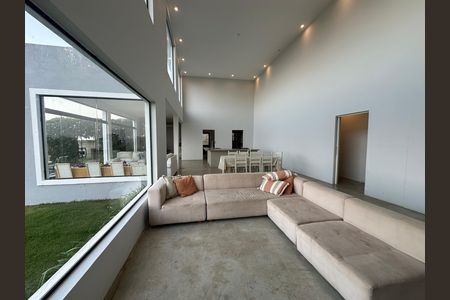 Sala de casa à venda com 3 quartos, 215m² em Parque Vila Rica, Barueri