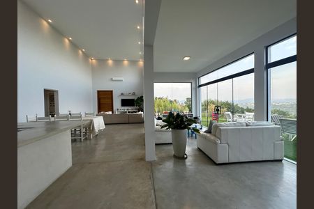 Sala de casa à venda com 3 quartos, 215m² em Parque Vila Rica, Barueri