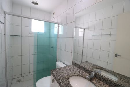 Apartamento para alugar com 106m², 4 quartos e 2 vagasBanheiro do Quarto 4