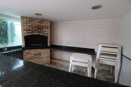 Apartamento para alugar com 106m², 4 quartos e 2 vagasÁrea comum - Churrasqueira