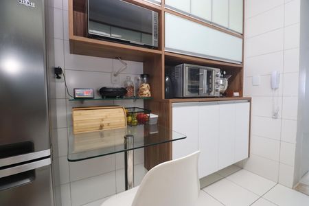 Apartamento para alugar com 142m², 3 quartos e 2 vagas Apartamento para alugar com 142m², 3 quartos e 2 vagasCozinha