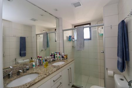 Apartamento para alugar com 142m², 3 quartos e 2 vagas Apartamento para alugar com 142m², 3 quartos e 2 vagasSuite 2
