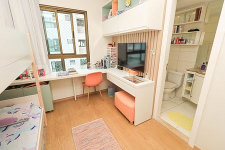 Suíte de apartamento para alugar com 3 quartos, 142m² em Patamares, Salvador