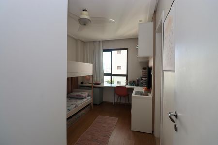 Apartamento para alugar com 142m², 3 quartos e 2 vagas Apartamento para alugar com 142m², 3 quartos e 2 vagasQuarto 3