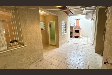 Casa para alugar com 190m², 3 quartos e 3 vagas Casa para alugar com 190m², 3 quartos e 3 vagasQuintal