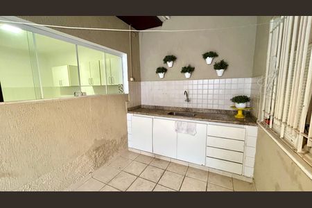 Casa para alugar com 190m², 3 quartos e 3 vagas Casa para alugar com 190m², 3 quartos e 3 vagasQuintal
