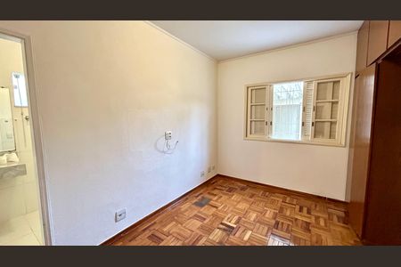 Casa para alugar com 190m², 3 quartos e 3 vagas Casa para alugar com 190m², 3 quartos e 3 vagasQuarto Suíte