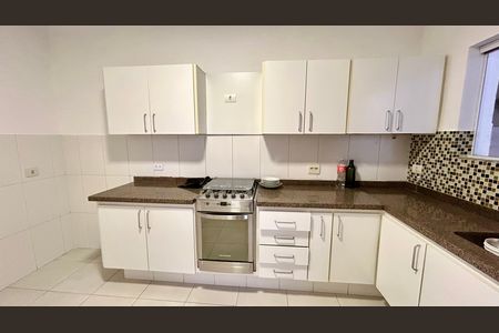 Casa para alugar com 190m², 3 quartos e 3 vagas Casa para alugar com 190m², 3 quartos e 3 vagasCozinha