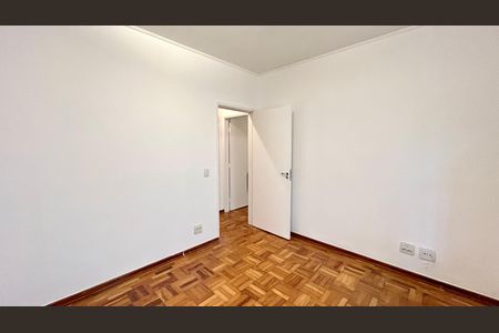 Casa para alugar com 190m², 3 quartos e 3 vagas Casa para alugar com 190m², 3 quartos e 3 vagasQuarto 2