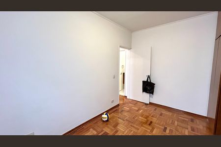 Quarto 1 de casa para alugar com 3 quartos, 190m² em Vila Rosalia, Guarulhos