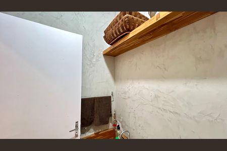 Casa para alugar com 190m², 3 quartos e 3 vagas Casa para alugar com 190m², 3 quartos e 3 vagasBanheiro 2