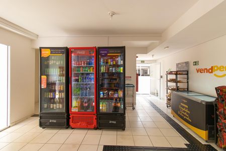 Apartamento para alugar com 53m², 2 quartos e 1 vagaÁrea comum - Mini Mercado