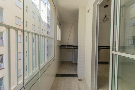 Varanda da Sala de apartamento para alugar com 2 quartos, 53m² em Cemucam, Cotia
