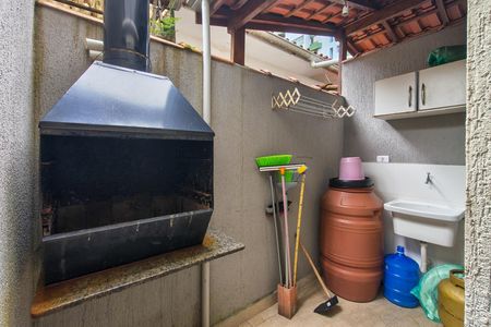Casa de condomínio para alugar com 60m², 2 quartos e 1 vaga Casa de condomínio para alugar com 60m², 2 quartos e 1 vagaÁrea de Serviço