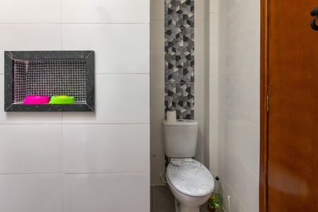 Casa de condomínio para alugar com 60m², 2 quartos e 1 vaga Casa de condomínio para alugar com 60m², 2 quartos e 1 vagaBanheiro