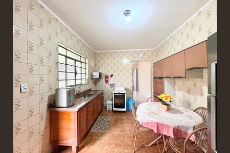 Casa à venda com 173m², 2 quartos e 1 vaga Casa à venda com 173m², 2 quartos e 1 vagaCozinha
