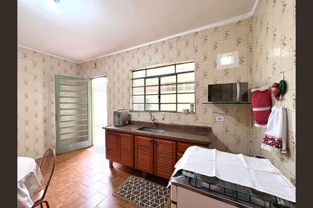 Casa à venda com 173m², 2 quartos e 1 vaga Casa à venda com 173m², 2 quartos e 1 vagaCozinha