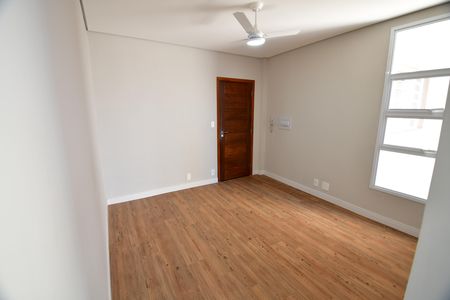 Apartamento para alugar com 60m², 2 quartos e 1 vagaSala