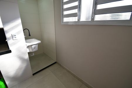 Apartamento para alugar com 60m², 2 quartos e 1 vagaÁrea de Serviço