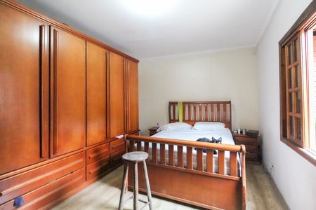 Casa para alugar com 98m², 4 quartos e 2 vagas Casa para alugar com 98m², 4 quartos e 2 vagasQuarto Edícula