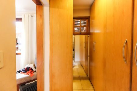 Casa para alugar com 98m², 4 quartos e 2 vagas Casa para alugar com 98m², 4 quartos e 2 vagasCloset da Suíte