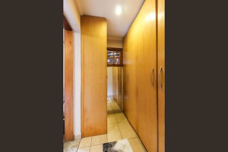 Closet da Suíte de casa à venda com 4 quartos, 98m² em Jardim Nossa Senhora do Carmo, São Paulo