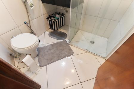 Casa para alugar com 98m², 4 quartos e 2 vagas Casa para alugar com 98m², 4 quartos e 2 vagasBanheiro Social