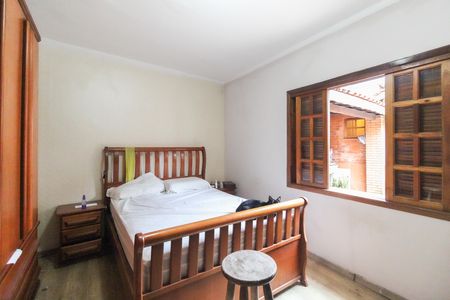 Casa para alugar com 98m², 4 quartos e 2 vagas Casa para alugar com 98m², 4 quartos e 2 vagasQuarto Edícula