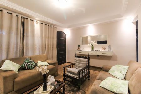 Casa para alugar com 98m², 4 quartos e 2 vagas Casa para alugar com 98m², 4 quartos e 2 vagasSala