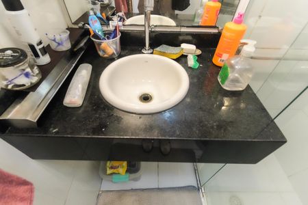 Casa para alugar com 98m², 4 quartos e 2 vagas Casa para alugar com 98m², 4 quartos e 2 vagasBanheiro Edícula