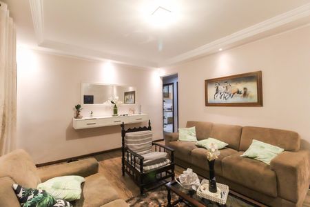Casa para alugar com 98m², 4 quartos e 2 vagas Casa para alugar com 98m², 4 quartos e 2 vagasSala