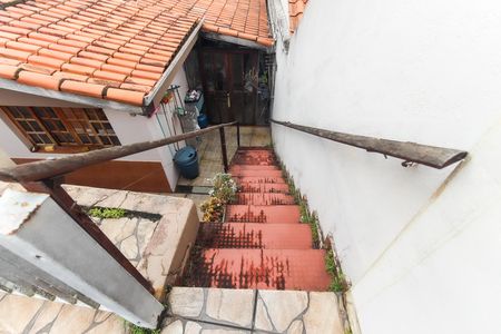 Casa para alugar com 98m², 4 quartos e 2 vagas Casa para alugar com 98m², 4 quartos e 2 vagasVaranda