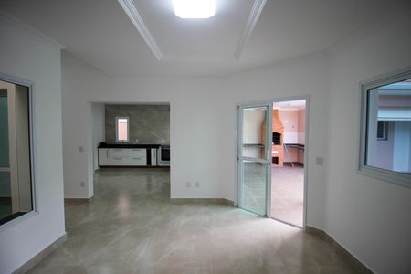 Casa de condomínio para alugar com 292m², 3 quartos e 4 vagas