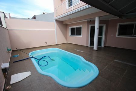 Casa de condomínio para alugar com 292m², 3 quartos e 4 vagas