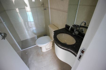 Casa de condomínio para alugar com 292m², 3 quartos e 4 vagas