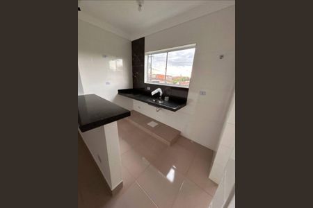 Cozinha de casa de condomínio para alugar com 2 quartos, 52m² em Vila Nossa Senhora de Fatima, São Vicente