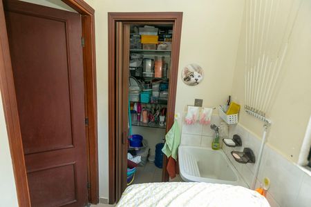 Apartamento à venda com 58m², 2 quartos e 1 vaga Apartamento à venda com 58m², 2 quartos e 1 vagaÁREA DE SERVIÇO