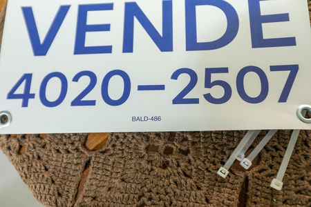 Apartamento à venda com 58m², 2 quartos e 1 vaga Apartamento à venda com 58m², 2 quartos e 1 vagaPLACA QUINTO ANDAR