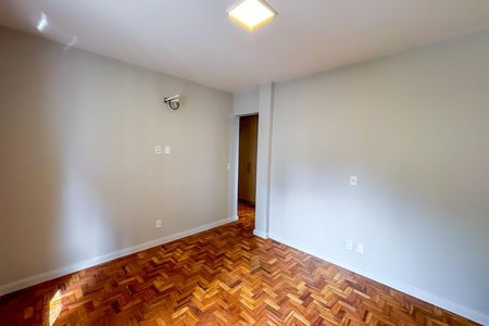 Apartamento à venda com 100m², 2 quartos e 1 vaga