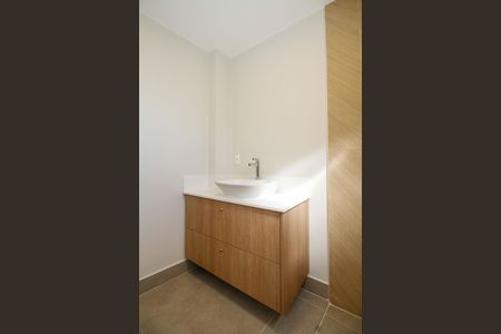 Apartamento à venda com 100m², 2 quartos e 1 vaga Apartamento à venda com 100m², 2 quartos e 1 vagaBanheiro da Suíte