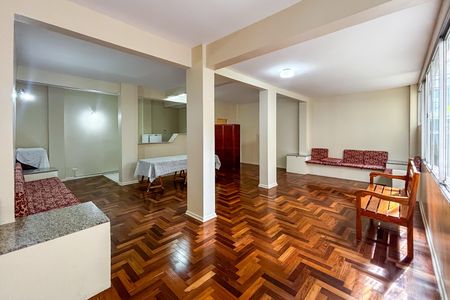 Apartamento à venda com 100m², 2 quartos e 1 vaga